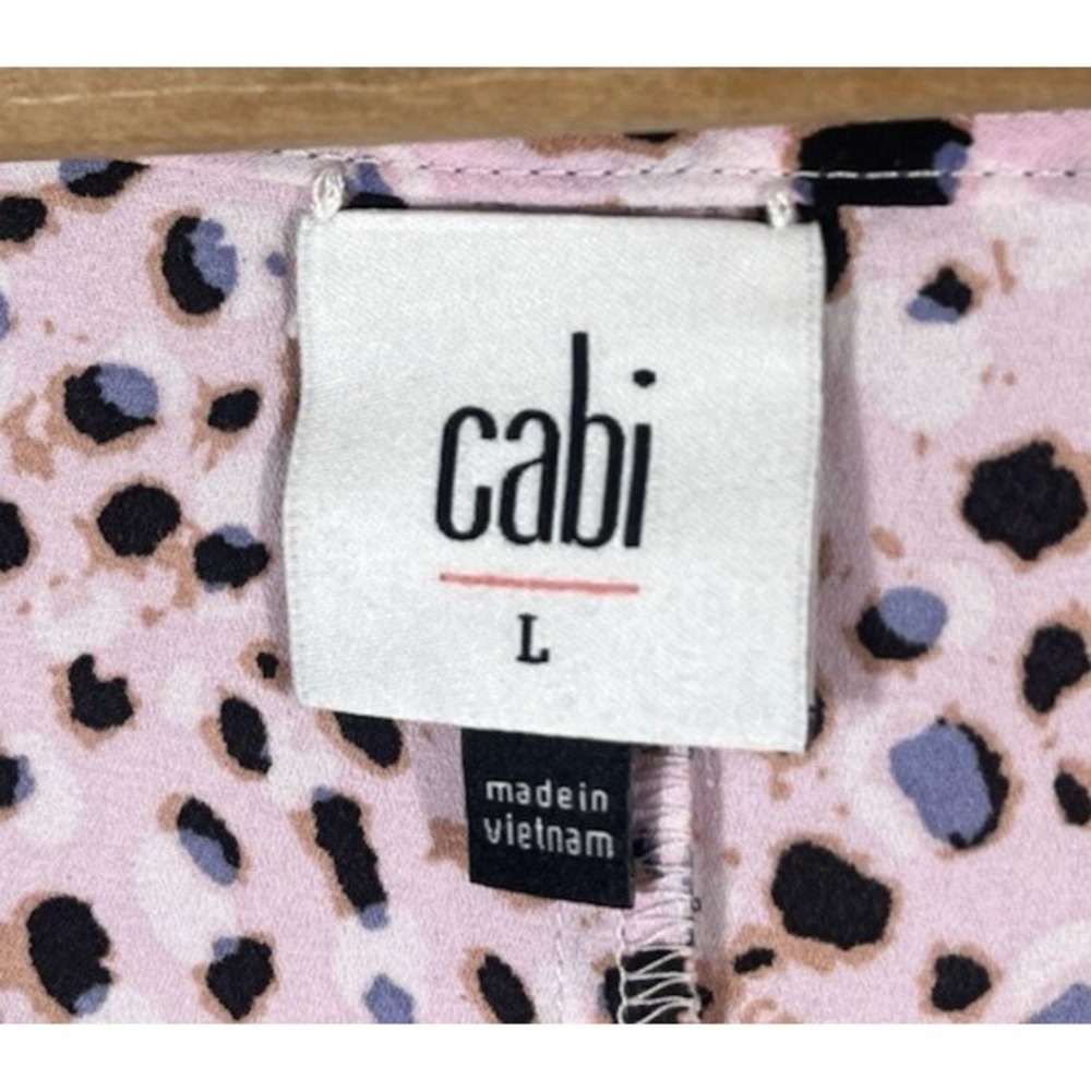 Cabi Seaside Top Size Large Pink Panther Animal Print Blouse Leopard Chiffon - Picture 9 of 13